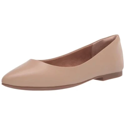Abbildung von Amazon Essentials Damen Ballerinas mit spitzem Zehenbereich, Beige Kunstleder, 43 EU