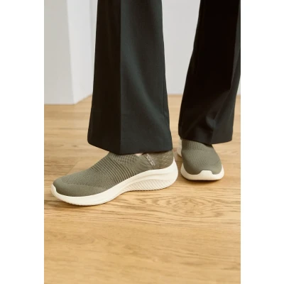 Abbildung von Skechers Ultra FLEX 3.0 Slipper, Damen, Größe: 38, Olive Schuhe