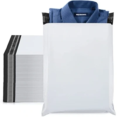Abbildung von Switory 100Stk 25.5cmX33.1cm Versandtaschen Wasserdicht Warensendung Versandbeutel B4 Versandtüten für Kleidung Weiße Plastik Blickdicht Selbstklebend Umweltschutz Geschenktasche Weihnachten