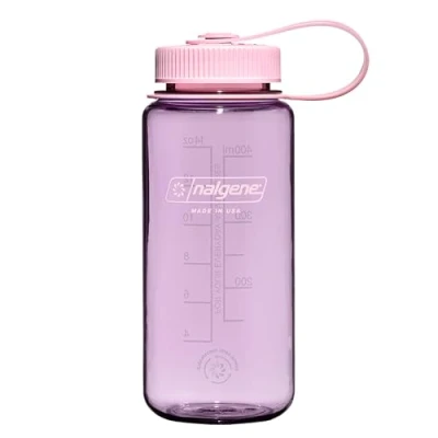 Abbildung von Nalgene Sustain Tritan BPA freie Wasserflasche aus 50% Kunststoffabfällen, 473 ml, breite Öffnung, Kirschblüte, Cherry Blossom