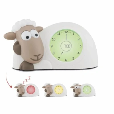 Abbildung von Zazu Sam The Lamb Uhr Schlafcoach und Nachtlicht für Kinder Bringt Ihrem Kind mit visuellen Indikatoren bei, wann es aufwachen soll Einstellbare Helligkeit Automatische Abschaltung (Braun)