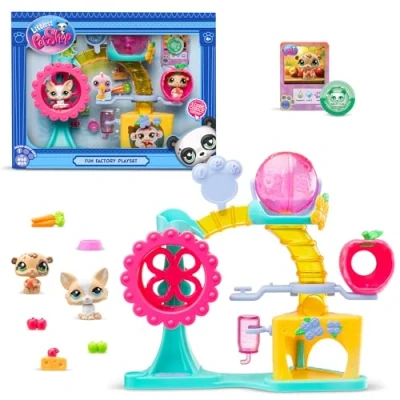 Abbildung von BANDAI Littlest Pet Shop Fun Factory Set Spielset mit 2 Tieren, Dekoration und Zubehör Niedliche Haustier Spielzeugbox Hund Hamster Kinderspielzeug ab 4 Jahren BF00519