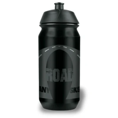 Abbildung von SKS GERMANY Road BOTTLE SMALL 500 ml Trinkflasche im coolen Design (Fahrradzubehör für alle gängigen Flaschenhalter, auslaufsicheres Push Pull Ventil, ergonomische Form, abnehmbarer Deckel)