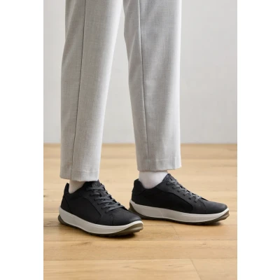 Abbildung von ECCO Herren Byway 2.0 Sneaker, Marine, 47 EU