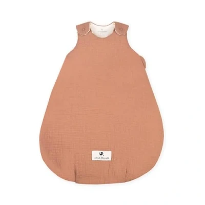 Abbildung von Julius Zöllner Babyschlafsack gefüttert Musselin 2,5 TOG Gr. 56/62 100% Baumwollmusselin Oeko TEX Standard 100 Dune