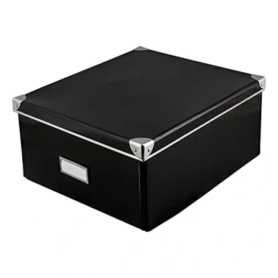 Abbildung von Idena 10520 Aufbewahrungsbox aus festem Karton, Deckel mit verstärkten Kanten Metall, Allzweck Box in Schwarz inklusive Beschriftungsfeld, für Ordnung im Haushalt, Büro und Arbeitszimmer
