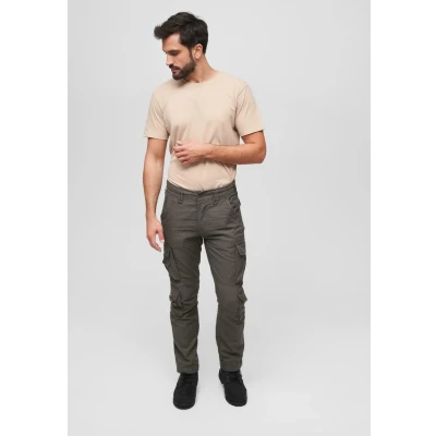 Abbildung von Brandit Cargohose, Herren, Größe: 39/40, Olive