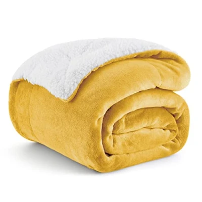 Abbildung von BEDSURE Kuscheldecke Flauschig Sofaüberwurf Gelb Decke Sofa Klein als Couchdecke Überwurf und Wohnzimmerdecke, Wohndecke aus weiche Fleece warm Sherpa, Fleecedecke 130x150 cm