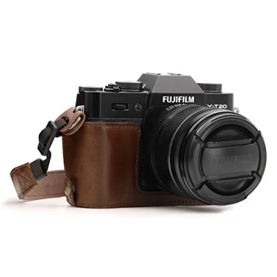 Abbildung von MegaGear MG958 Ever Ready Leder Kamera Halbtasche mit Trageriemen kompatibel Fujifilm X T30, T20, T10 Dunkelbraun