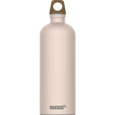 Abbildung von SIGG Traveller MyPlanet™ Journey Plain Trinkflasche (1.0 L), klimaneutrale und auslaufsichere Trinkflasche, federleichte aus Aluminium, Made in Switzerland