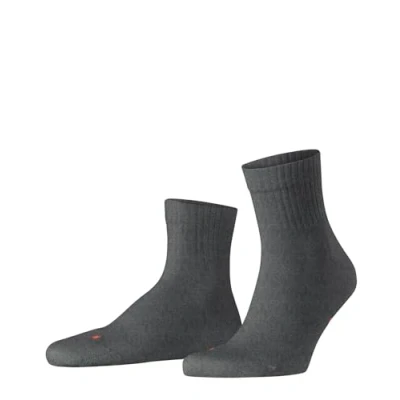 Abbildung von Falke Unisex RUN Socken, Größe: 44 45, Dukelgrau