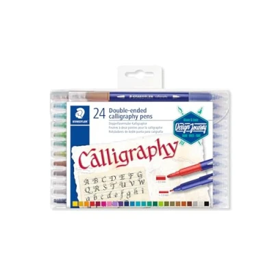 Abbildung von STAEDTLER 3005 TB24 Doppelfasermaler Kalligraphie (zwei Spitzen für schmale und breite Linien) Klarfaltetui mit 24 leuchtenden Farben