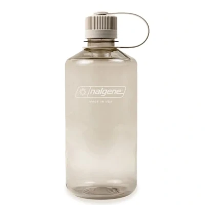 Abbildung von Nalgene Sustain Tritan BPA freie Wasserflasche aus 50% Plastikmüll, 900 ml, schmale Öffnung, Baumwolle