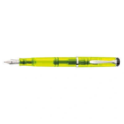Abbildung von Pelikan Füllhalter Classic 205 Duo Highlighter, Neon Gelb, hochwertiger Kolbenfüller im Geschenk Etui, 819886, 12.7 x 1.8 cm