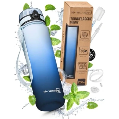Abbildung von My Vesperbox Minny Kinder Trinkflasche auslaufsicher 750ml mit Strohhalm oder Sieb BPA frei für Kindergarten, Schule (750ml, Blauverlauf)