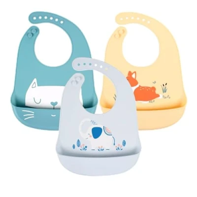 Abbildung von YINGJEE 3 Pack Baby Lätzchen Wasserdichte Silikon für Babys und Kleinkinder Unisex Superweiche, hochwertige leicht Futtertasche Reiselätzchen mit Sicherheitsschlos