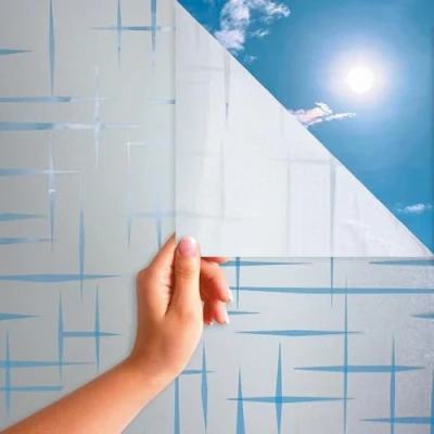 Abbildung von MARAPON® Milchglas Fensterfolie mit Sternenmuster [30x200 cm] inkl eBook Profitipps Statische Haftung selbsthaftend Blickdicht Sichtschutzfolie Fenster Sichtschutz Bad