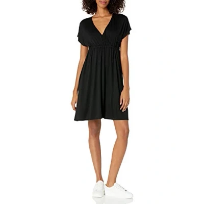 Abbildung von Amazon Essentials Damen Surplice Kleid (Erhältlich in Übergröße), Schwarz, L