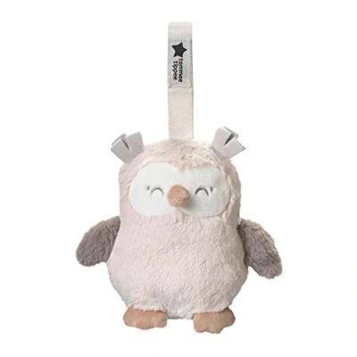 Abbildung von Tommee Tippee Mini Einschlafhilfe für Unterwegs mit CrySensor, 6 Beruhigende Geräusche, USB Aufladbar und Waschmaschinenfest, Ollie die Eule