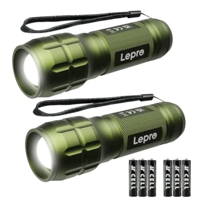 Abbildung von Lighting EVER LED Taschenlampe Klein, Extrem Hell &amp; Zoombar Mini Taschenlampen Batteriebetrieben für Kinder, Wasserdichte Handlampe Camping, Outdoor, Notfälle (2er Pack in Grün)