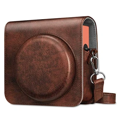 Abbildung von Fintie Tasche für Fujifilm Instax Square SQ1 / SQ40 Sofortbildkamera Premium Schutzhülle Reise Kameratasche Hülle Abdeckung mit abnehmbaren Riemen, Braun