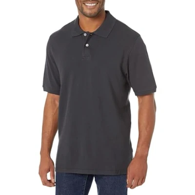 Abbildung von Amazon Essentials Herren Polohemd mit normaler Passform aus Baumwollpiqué (erhältlich in Big &amp; Tall), Schwarz, M