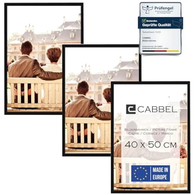 Abbildung von CABBEL Dreierpack (3 Stk.) Bilderrahmen 40x50 cm MDF Holz Rahmen in Schwarz mit bruchsicherem Plexi Glas/Modern