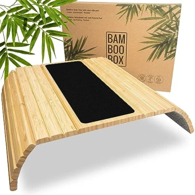 Abbildung von BAM BOO BOX Sofatablett aus Bambus Couch Tablett flexibel Armlehne Sofa Holz Armlehnen für und Naturfarbe mit Pad