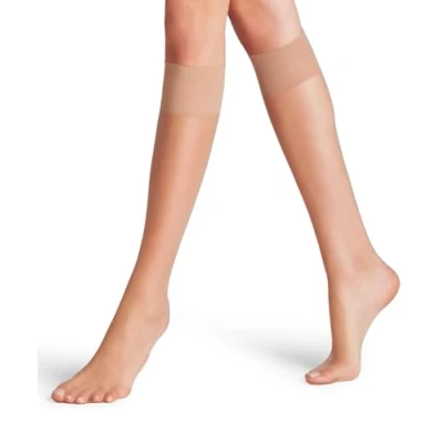 Abbildung von FALKE Damen Kniestrümpfe Shelina 12 DEN W KH Ultra Transparent einfarbig 1 Paar, Beige (Brasil 4679), 39 42
