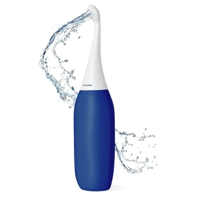 Abbildung von HappyPo Tragbar Bidet 300 ml Po Dusche mit 50% Mehr Volumen Handbrause Ersetzt Feuchtes Toilettenpapier für Unterwegs Reisebeutel Geeignet Reisen und Hygiene (Dunkelblau)