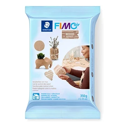 Abbildung von STAEDTLER lufttrocknende Modelliermasse FIMO air wood effect, holzähnlich, kein Brennvorgang notwendig, 350g, klebt nicht, mind. 95% natürliche Rohstoffe, 8150 W7