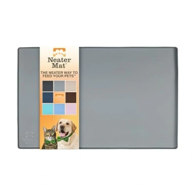 Abbildung von Neater Pet Brands Napfunterlage Hund und Katzen Wasserdicht Silikon Hundenapf Unterlage Futtermatte Schützt Böden vor Futter Wasser (48,3 x 30,5 cm, Grau)