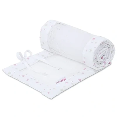 Abbildung von babybay Nestchen Mesh Piqué / Bettumrandung für Beistellbett Stoßschutz Baby Bett, passend Modell Maxi, Boxspring, Comfort und Plus, weiß Sternemix sand/beere