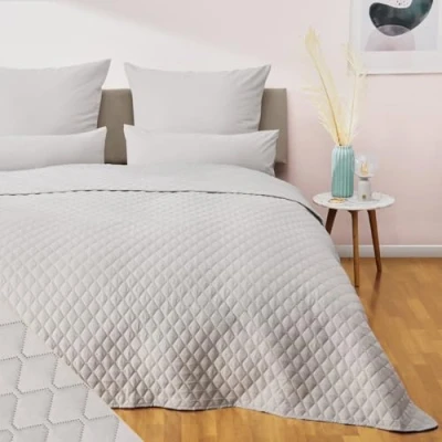 Abbildung von Blumtal Tagesdecke 170x210 cm OEKO TEX zertifizierter Bettüberwurf als 90x200 (Bettgröße) Tagesdecken Sofaüberwurf Couch Überwurf Sofaüberwürfe Bett Grau