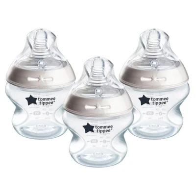 Abbildung von Tommee Tippee Natural Start Anti Kolik Babyflaschen 150ml, brustähnlicher Sauger, Kolikventil, selbst sterilisierend, Zubehör, 3er Pack