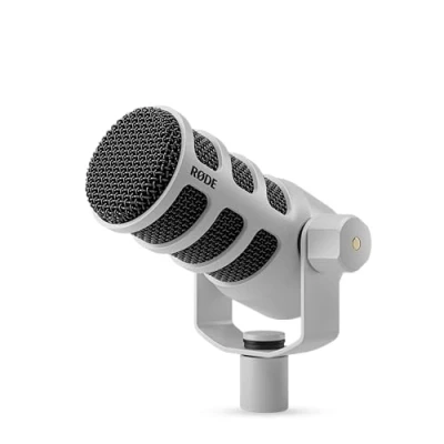 Abbildung von RØDE PodMic Rundfunkqualität Dynamisches Mikrofon mit integrierter Schwenkhalterung für Podcasting, Streaming, Gaming und Sprachaufnahme (Weiß)