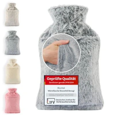 Abbildung von Blumtal Premium Wärmflasche mit Bezug &amp; Tasche aus weichem Kunstfell Wärmeflasche Naturkautschuk Handwärmer für Hände auslaufsichere Bettflasche Grau