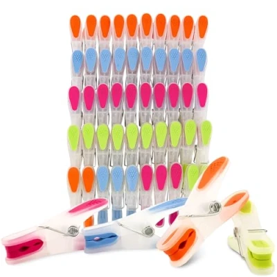 Abbildung von SOHFA Wäscheklammern bunt 50er Set Wäscheklammer Klammern aus stabilem Kunststoff mit Soft Grip Bereich Plastik Peg für Wäscheleine, Wäschespinne oder Wäscheständer