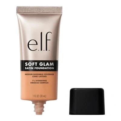Abbildung von e.l.f. Soft Glam Foundation, Mittlere Deckkraft, Langanhaltende &amp; Aufbauende Foundation Für Ein Glattes, Seidenmattes Finish, Vegan Tierversuchsfrei, 45 Tan Warm