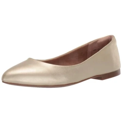 Abbildung von Amazon Essentials Damen Ballerinas mit spitzem Zehenbereich, Gold, 41 EU