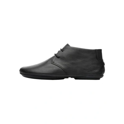 Abbildung von CAMPER Damen Right Nina k400221 Kurzschaft Stiefel, Schwarz, 39 EU
