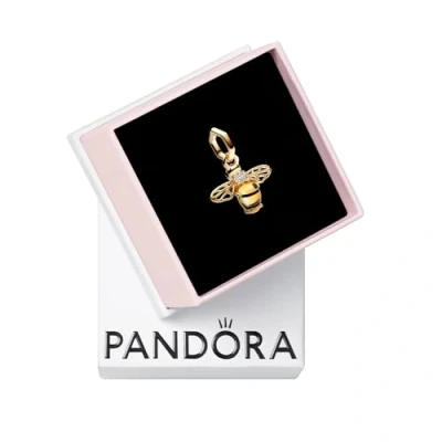 Abbildung von PANDORA Moments Funkelnde Biene Charm Anhänger mit 14 Karat vergoldeter Metalllegierung und Cubic Zirkonia, Kompatibel Moments, 762672C01