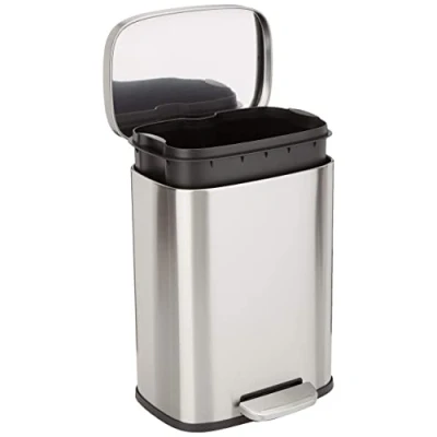 Abbildung von Amazon Basics Mülleimer Rechteckig, schmutzabweisend, mit sanft schließendem Fußpedal, für Bad, Schlaf oder Wohnzimmer, 12 l, satinierte Nickeloberfläche, 29 cm L x 24 B 39 H