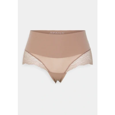 Abbildung von Spanx Slip, Damen, Größe: 38, Café au lait