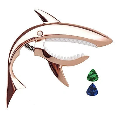 Abbildung von Imelod Kapodaster Hai aus Zinklegierung für Akustik und E Gitarren mit gutem Griffgefühl, ohne Fret Buzz langlebig(Rose Gold)
