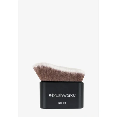 Abbildung von Brushworks NO. 24 Blending FACE &amp; BODY Brush Zubehör Körperpflege, Damen, Größe: One Size, Black