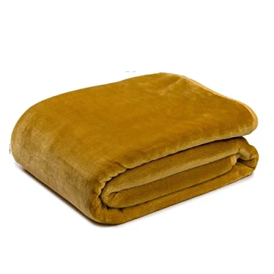 Abbildung von Gözze Premium Cashmere Feeling Wohn und Kuscheldecke, 500 g/m², 180 x 220 cm Senf