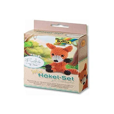 Abbildung von folia 23907 Mini Häkelset Fuchs, Komplettset zur Erstellung von einem selbst gehäkelten niedlichen ca. 8 9 cm groß, für Kinder ab Jahren und Erwachsene, als Geschenk