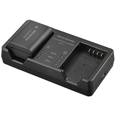 Abbildung von OM SYSTEM SBCX 1 Akku und Ladegerät Kit für Kamera