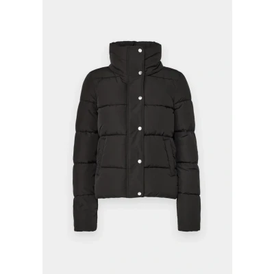 Abbildung von ONLY Onlnewcool Puffer NOOS Winterjacke, Damen, Größe: Medium, Black